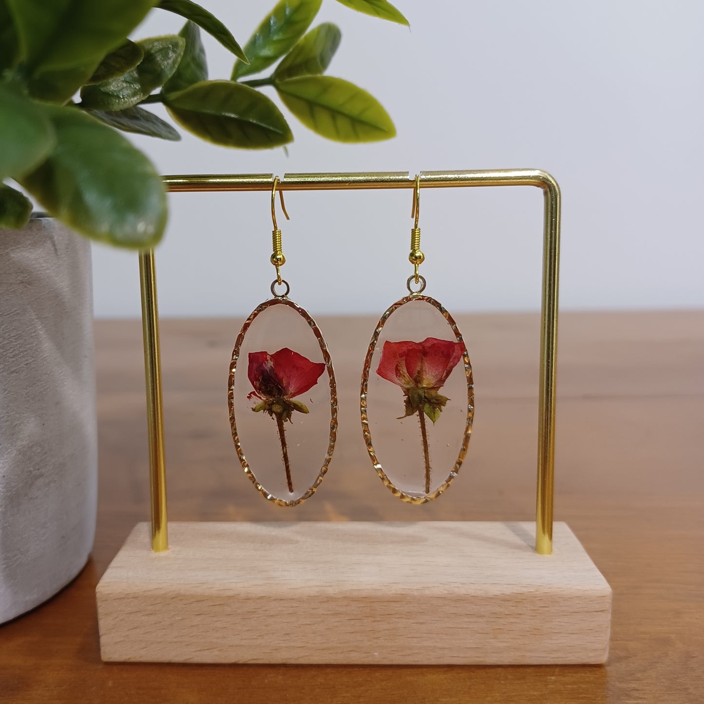 Boucles d’oreilles en résine fleurs séchées #9