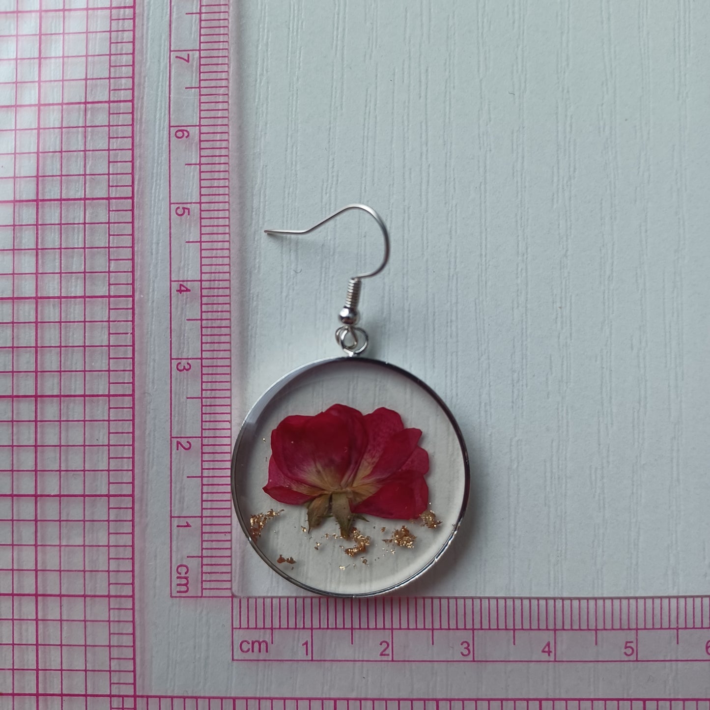 Boucles d’oreilles en résine fleurs séchées #22