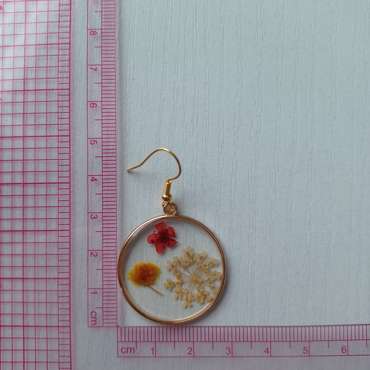 Boucles d’oreilles en résine fleurs séchées #20