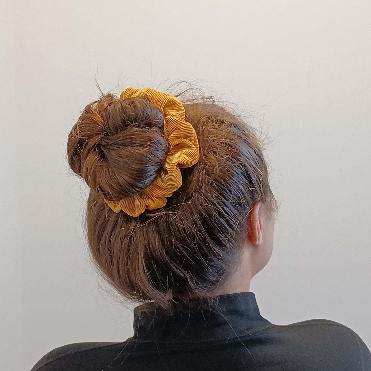 M-Chouchou-Jaune moutarde Dijon/Scrunchie-Dijon mustard yellow