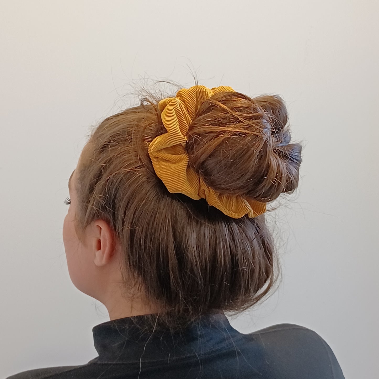 M-Chouchou-Jaune moutarde Dijon/Scrunchie-Dijon mustard yellow