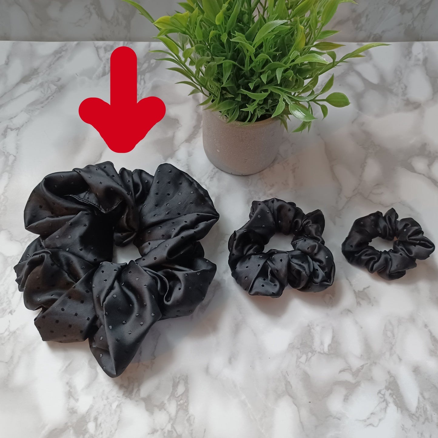 XXL-Chouchou-Noir picoté satiné/Scrunchie-Satin picot black