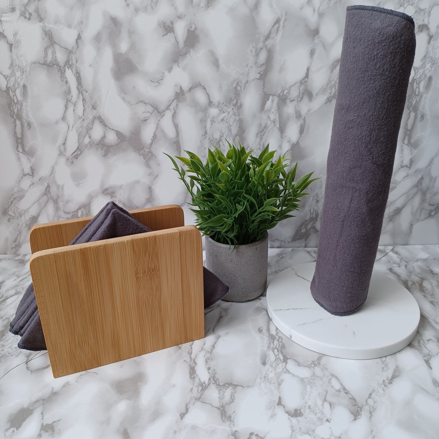 Serviettes de table et Essuie-tout-Gris moyen/Napkins and Paperless towels-Medium Gray