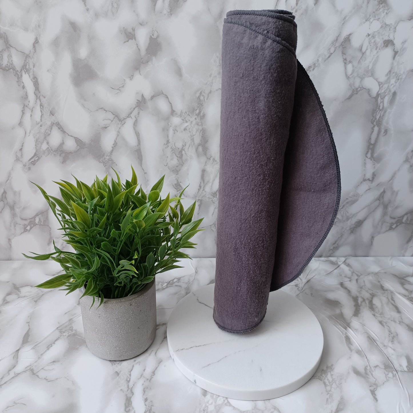 Serviettes de table et Essuie-tout-Gris moyen/Napkins and Paperless towels-Medium Gray
