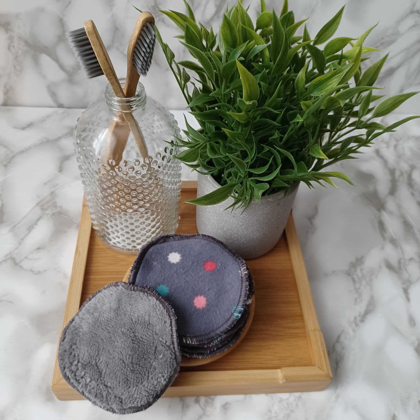 S-Lingettes démaquillantes-Bambou gris-gris picots colorés/S-Makeup remover wipes-Gray bamboo- gray colored pins