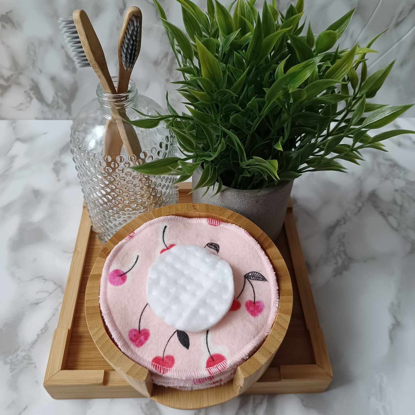 M-Lingettes démaquillantes-Bambou beige-rose avec cerises/M-Makeup remover wipes-Beige bamboo-pink with cherries