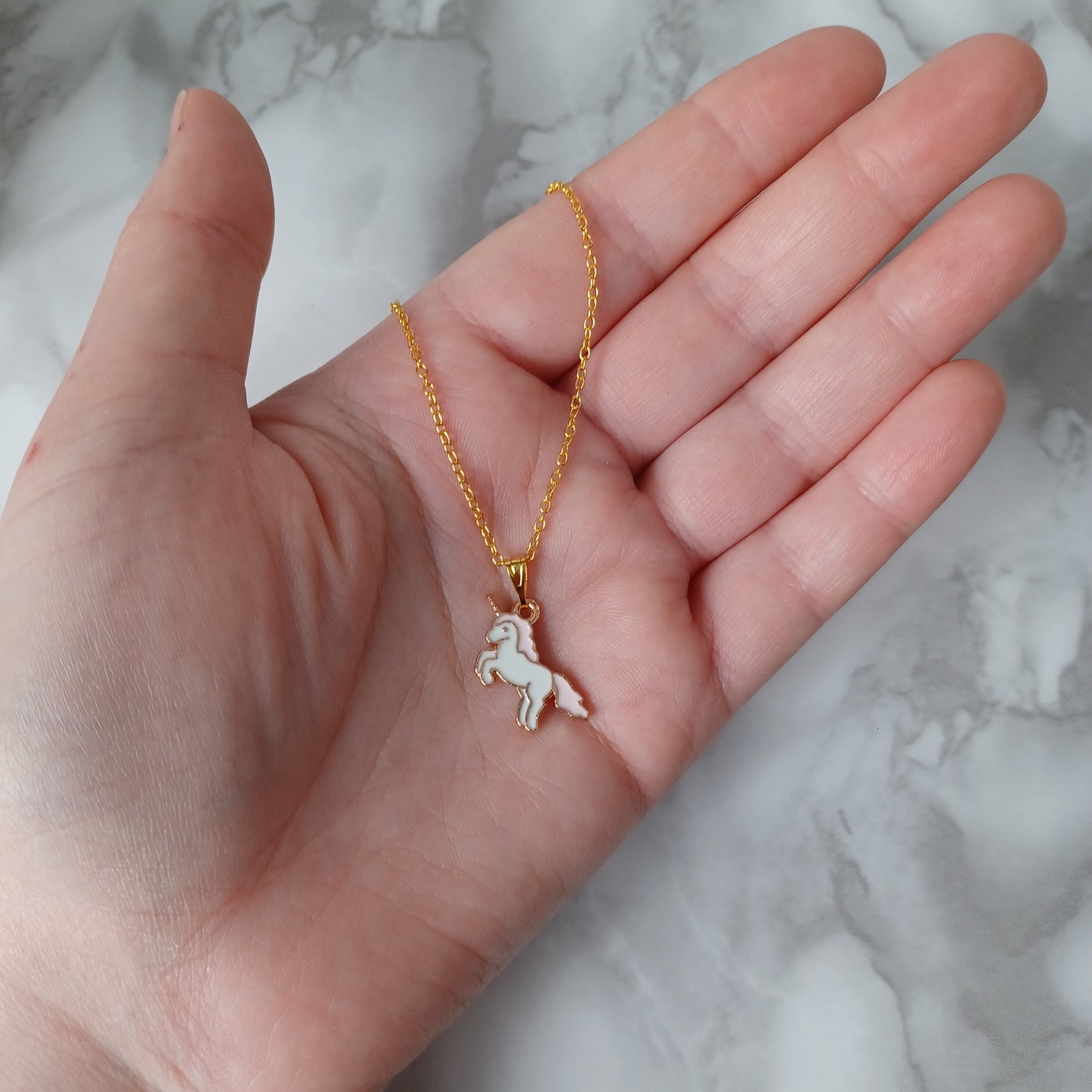 Collier licorne rose et or/Pink and gold unicorn necklace