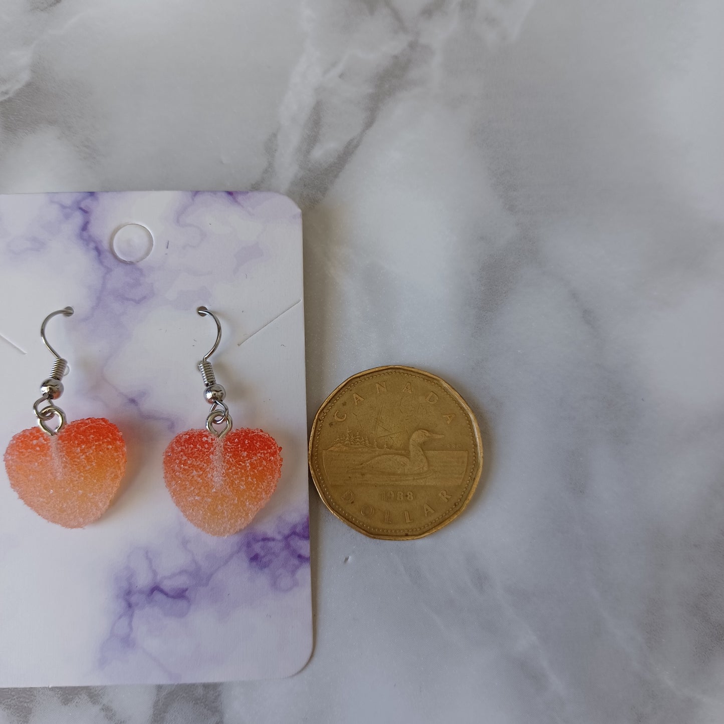 Boucles d'oreilles pendantes-Coeur en bonbon rouge-orange-funky-mignon/Red-orange candy heart-funky-cute hanging earrings
