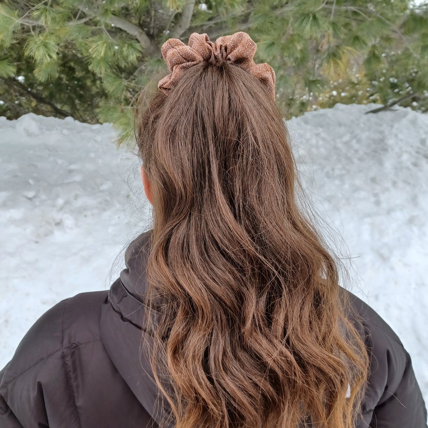 M-Chouchou-Marron orangé et blanc/M-Scrunchie-Orange-brown and white