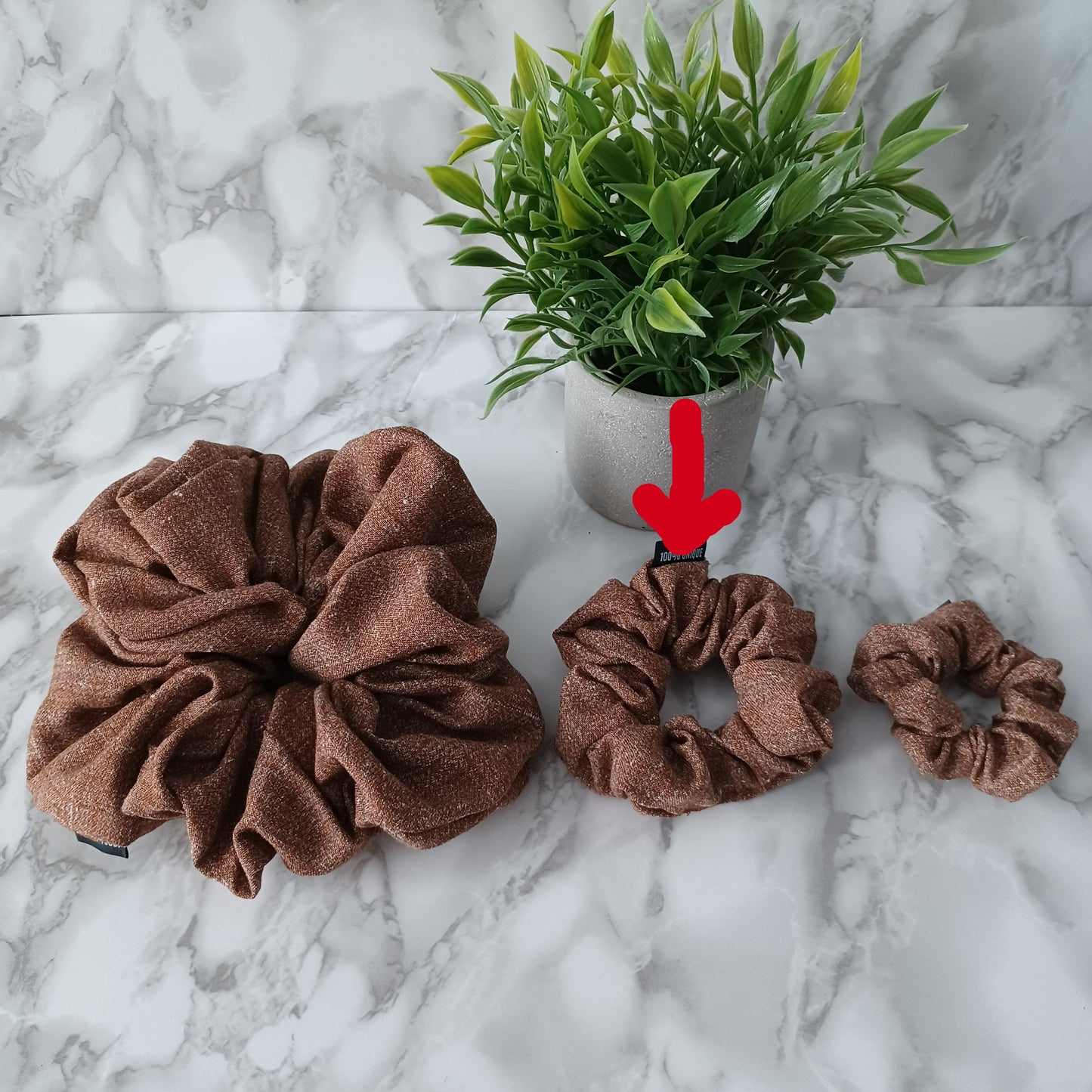 M-Chouchou-Marron orangé et blanc/M-Scrunchie-Orange-brown and white