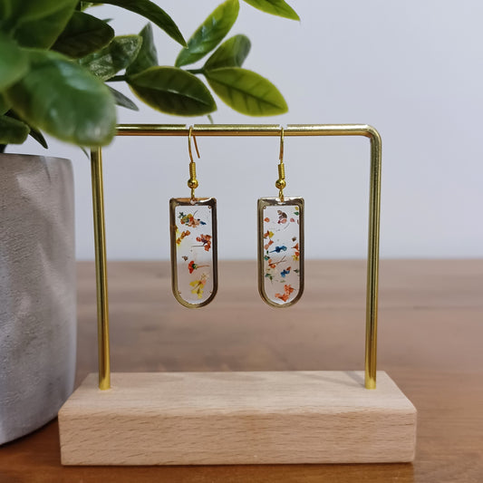 Boucles d’oreilles en résine fleurs séchées #26