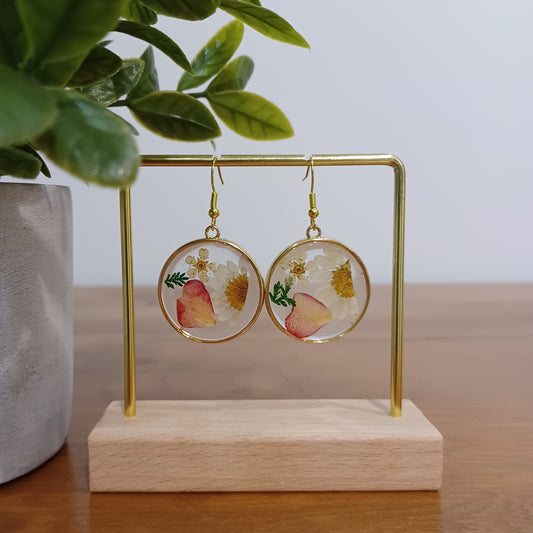 Boucles d’oreilles en résine fleurs séchées #21