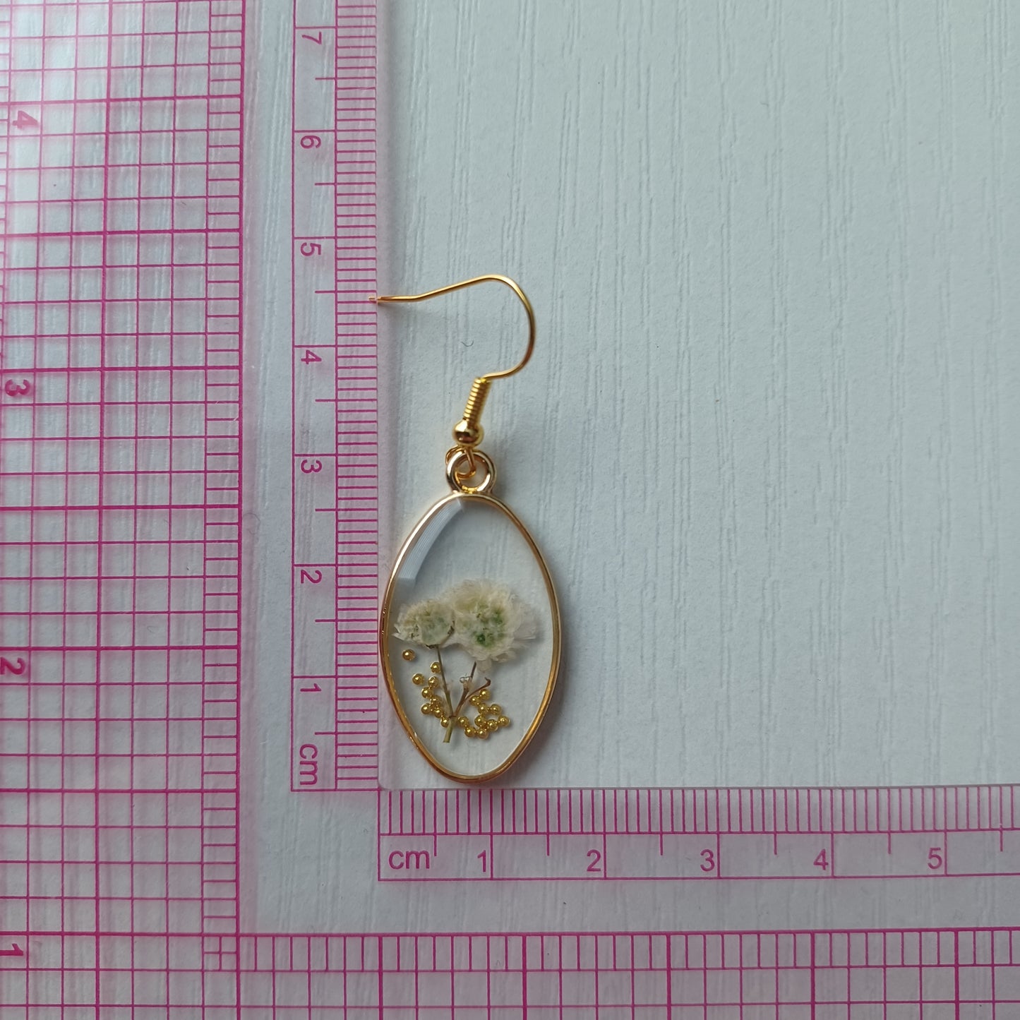 Boucles d’oreilles en résine fleurs séchées #2