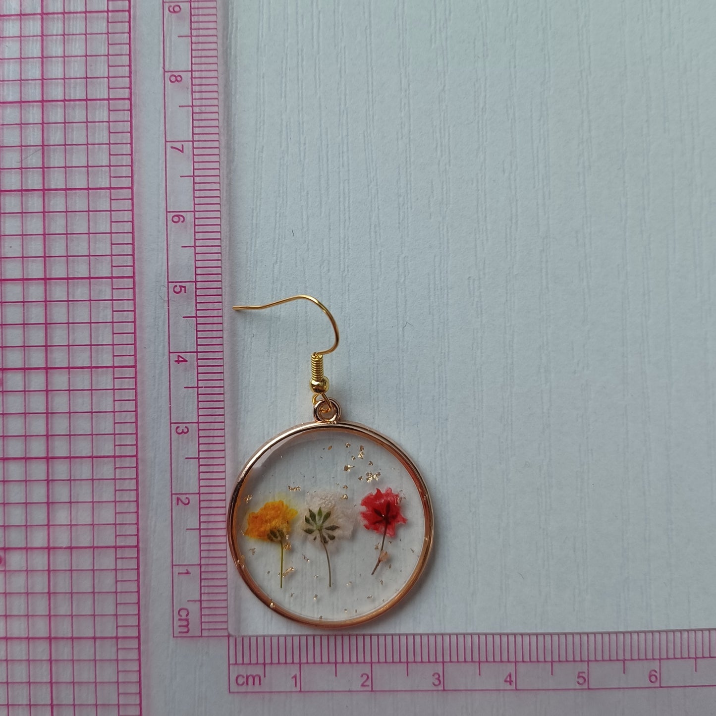 Boucles d’oreilles en résine fleurs séchées #11