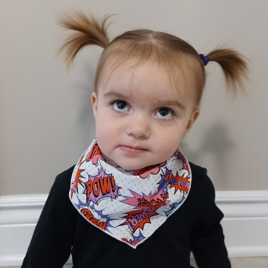 Bavoir-foulard pour bébé-Blanc, rose et mauve POW!!!/Baby bib-Scarf-White, pink and purple POW !!! 0-36 mois