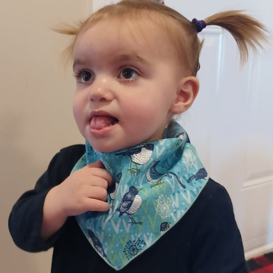 Bavoir-foulard pour bébé-Bleu avec oiseaux/Baby bib-Scarf-Blue with birds 0-36 mois