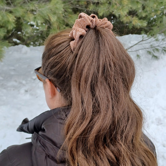 M-Chouchou-Marron orangé et blanc/M-Scrunchie-Orange-brown and white
